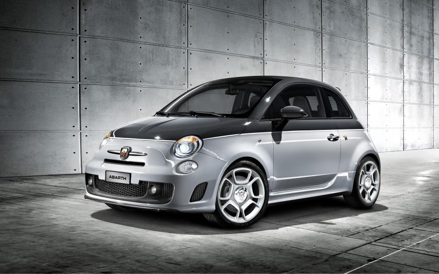  Abarth 500C 2010 года  (фото 1 из 48)